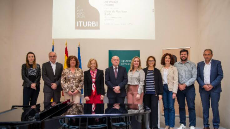 El diputado de Cultura, Paco Teruel, explica los principales eventos del Festival de Piano Iturbi