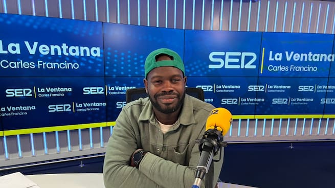 Lamine Thior: "En España se pasa de ser un negro adorable a ser un delincuente en potencia perseguido por la policía"