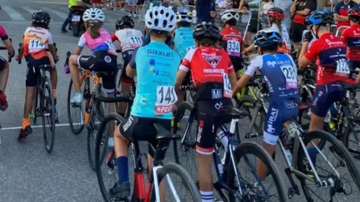 Joaquín Gil, del Club Ciclista Sax, en Radio Villena SER