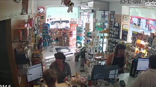 Álvaro Román, farmacéutico sevillano víctima de hurto: "Esto es un sinvivir, estoy más pendiente de quién entra por si me va a robar que de las patologías de mis clientes"