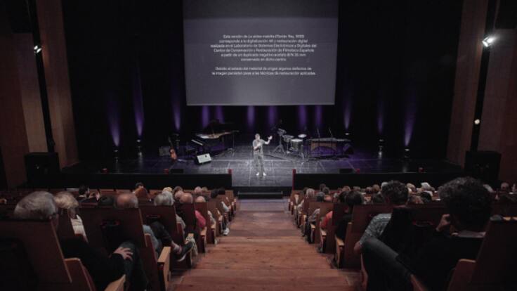 Entrevistamos a Fidel Enciso y Sara Gutiérrez del Colectivo Media Distancia