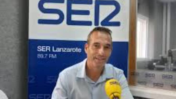 Alfredo Villalba: "Compromiso por Haría buscaba el sillón, nunca aceptaron que la alcaldía fuera del PSOE"