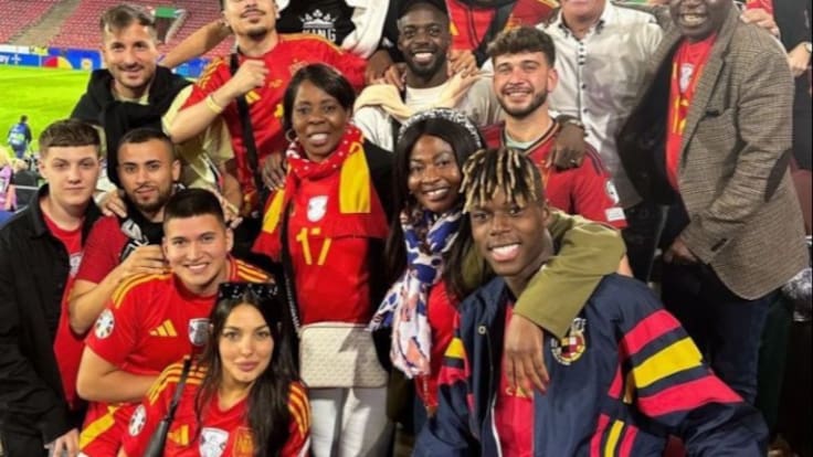 El saludo de Carrusel Deportivo a María, la madre de Nico Williams: "Viva la madre que parió a este chico"