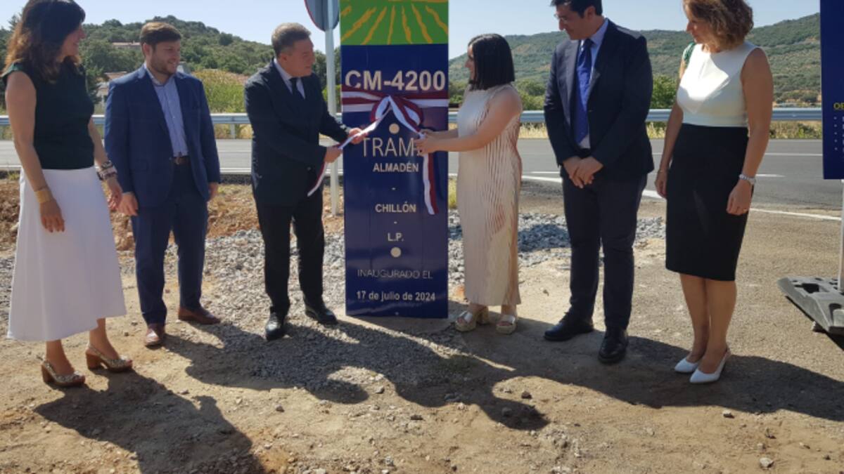 Page inaugura en Chillón CM4200