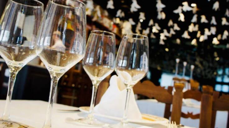 Juan Francisco Carmona, gerente de los restaurantes “Pura Cepa” y “La Pequeña Taberna”.