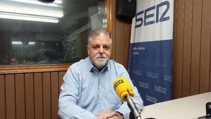 Fulgencio Cerdán, alcalde de Villena, y Javier Mtnez, concejal de urbanismo, en Radio Villena SER