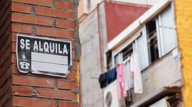 "Es una situación trágica, es el gran problema de nuestra generación": jóvenes hablan de la dificultad para emanciparse