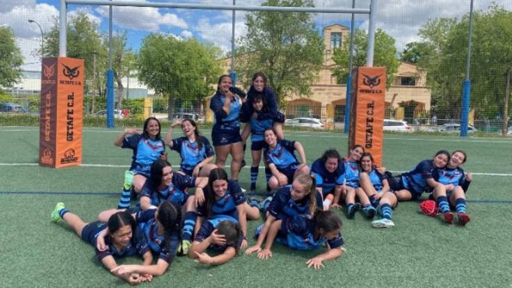 El rugby femenino se abre camino en Aranda rompiendo los tópicos