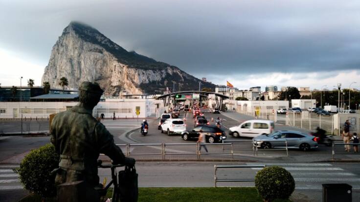 El periodista gibraltareño Stephen Cumming habla de "La Línea después del cierre de la verja"
