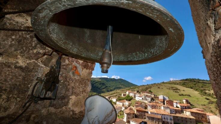 Las campanas de Aldeanovita seguirán repicando