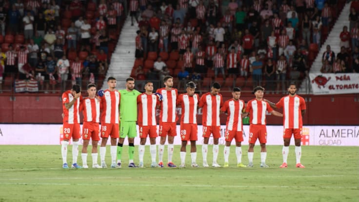 El Almería debe aterrizar en Segunda y luego a por el gran objetivo.