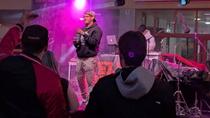 El artista eldense ElMata completa su reto "12 meses, 12 temas"