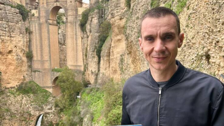 Diego Guerra presenta en Hoy por Hoy su libro '101 km 24h de La Legión: Más allá de la Meta'