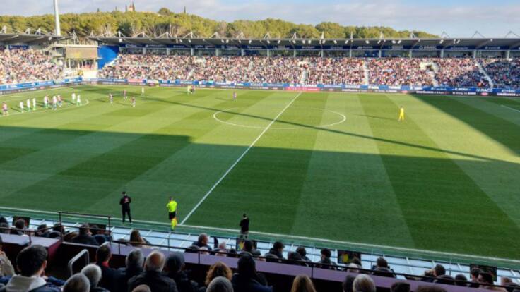 Antonio Hidalgo en la previa del Huesca - Cartagena