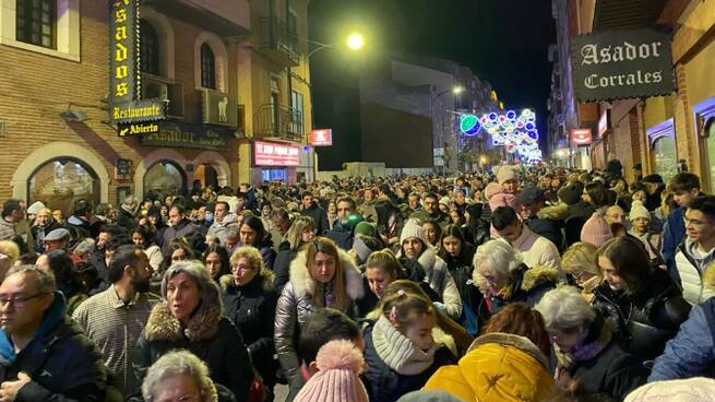 En la tertulia Con Otros Acentos, escuchamos los motivos por los que personas de otros países eligen Aranda para vivir y trabajar, con Mame Fall Seck (Senegal), Ralitsa Ivanova (Bulgaria) y Ana de Andrade (Venezuela) residentes en Aranda