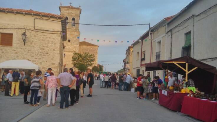Quintanilla de Arriba celebra sus fiestas con el mercado artesano como eje central
