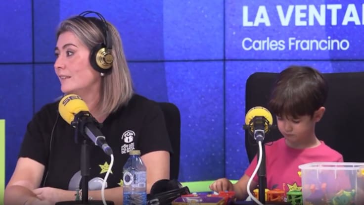 "No me importa que le traten diferente porque le tienen que tratar diferente": Una familia explica como es vivir con un hijo con FOP