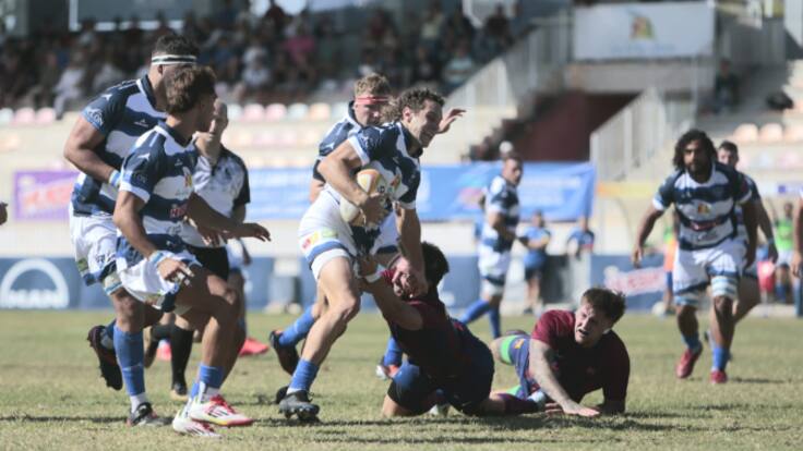Falu, técnico del Huesitos-La Vila acerca del partido de esta jornada frente a El Salvador