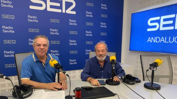 Alfonso Carmona, presidente del Colegio de Médicos: "El cáncer de mama se puede prevenir y aquí la prevención ha fallado"