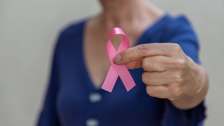 Mariama, 47 años: "Llevo luchando contra el cáncer de mama desde 2015" - Hora 14 Aragón (19/10/2025)