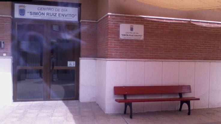 Las familias de los usuarios del Centro de Día Simón Ruiz Envito exigen un desglose de los gastos de la Fundación