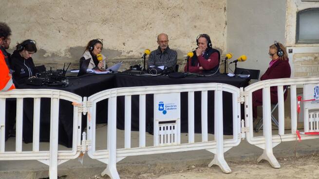 Hoy por Hoy Aragón, desde la fosa común del Cementerio de Ejea (13 - 14 horas) (13/11/2025)
