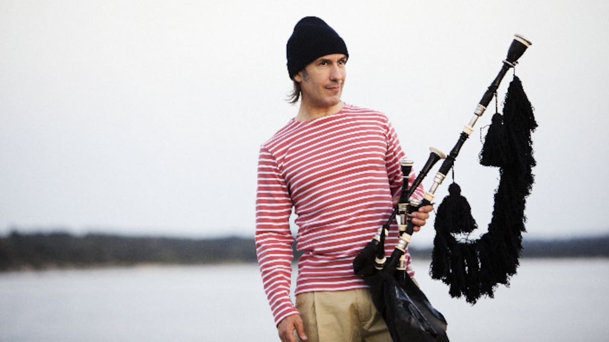 Carlos Núñez celebra en Tudela los 25 años de A Irmandade das Estrelas