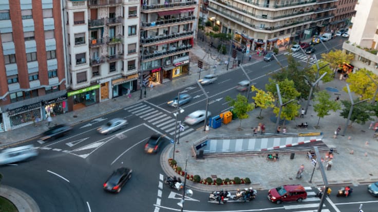 'La economía va bien y no llego a fin de mes', charla con Mari Cruz Navarro y Marcos Montoya