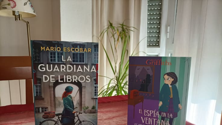 Rincón Literario (27-11-2025): Entrevista al escritor Mario Escobar.