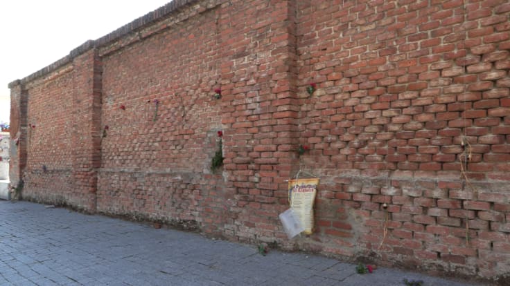La espera interminable de los miles de fusilados en la tapia del cementerio de la Almudena