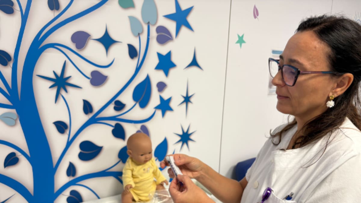 Entrevistamos a Sara Fernández, matrona del Hospital Universitario de Fuenlabrada, sobre los talleres de lactancia