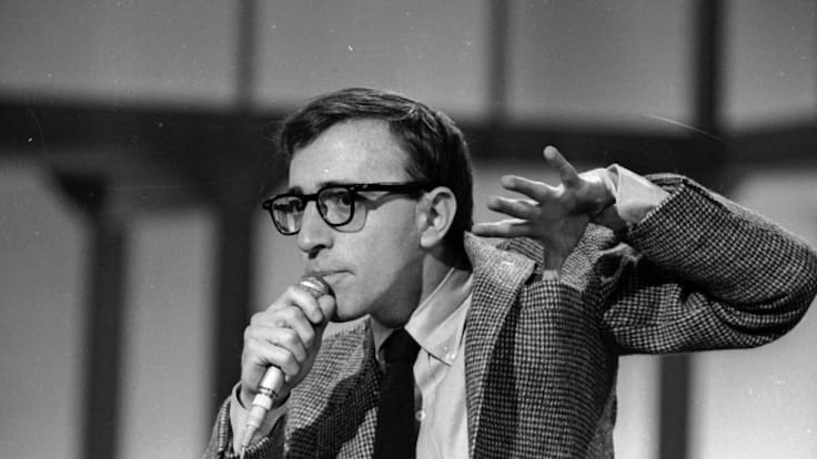 El día que Woody Allen rompió las reglas en Las Vegas: actuó sin smoking y revolucionó la comedia