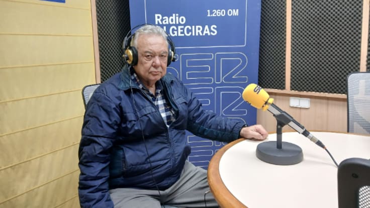 Márquez Salaverri presenta su libro en radio Algeciras