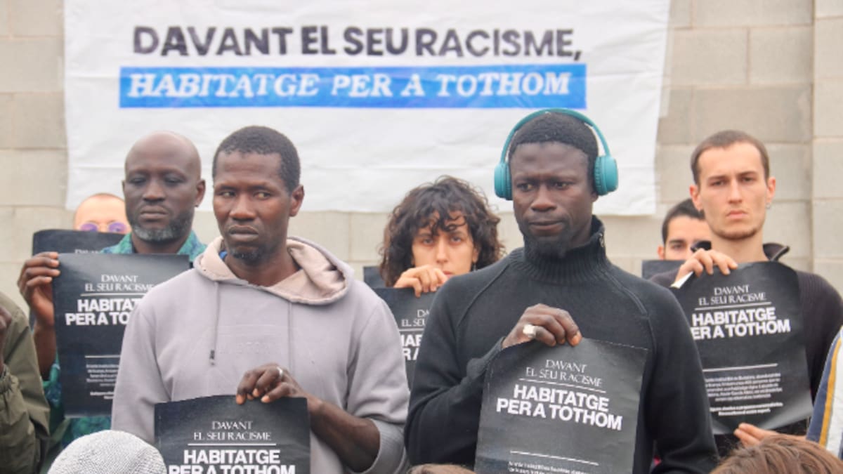 El B9, hores abans del desnonament: "Ens deixen al carrer a les portes de Nadal"