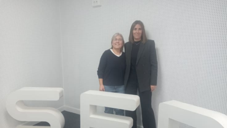 Fundación Evolutio impulsa en Linares la inclusión digital de mujeres y menores del proyecto Mujer y Madre
