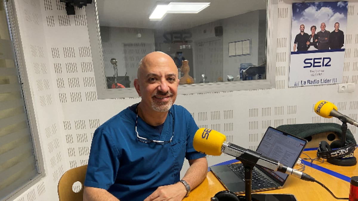 Intoxicaciones, adornos peligrosos o ruido: estos son los peligros a los que se enfrenta tu mascota esta Navidad