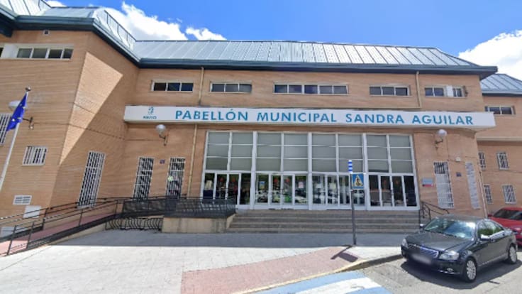 Fernando González, concejal de Deportes y Aserpinto de Pinto, habla sobre las obras que lleva a cabo la empresa municipal.