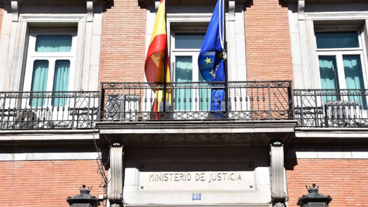 El edificio de Madrid en el que murió la ley que quitó la libertad a las mujeres españolas durante décadas