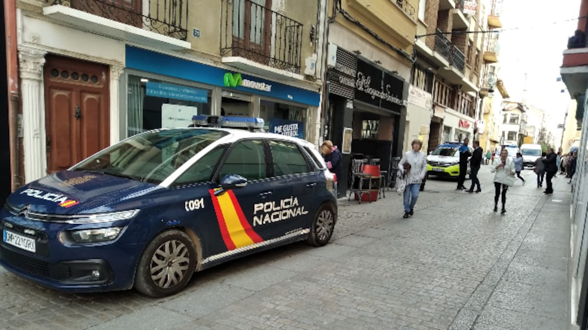 Con el responsable de participación ciudadana de la Comisaría de Policía Nacional en Aranda conocemos en Plan Comercio Seguro en Navidad y la forma de autoprotegernos de robos y estafas en estas fechas