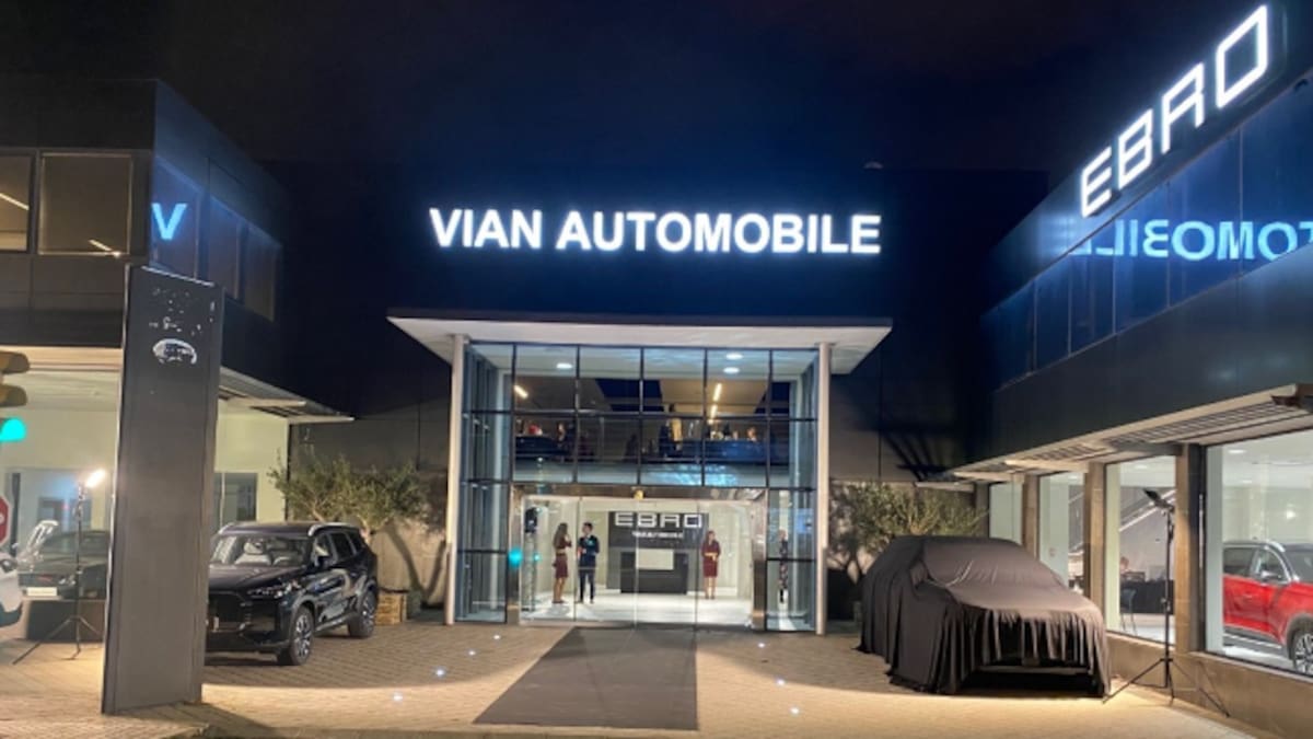 Vian Automobile presenta el nuevo EBRO S900