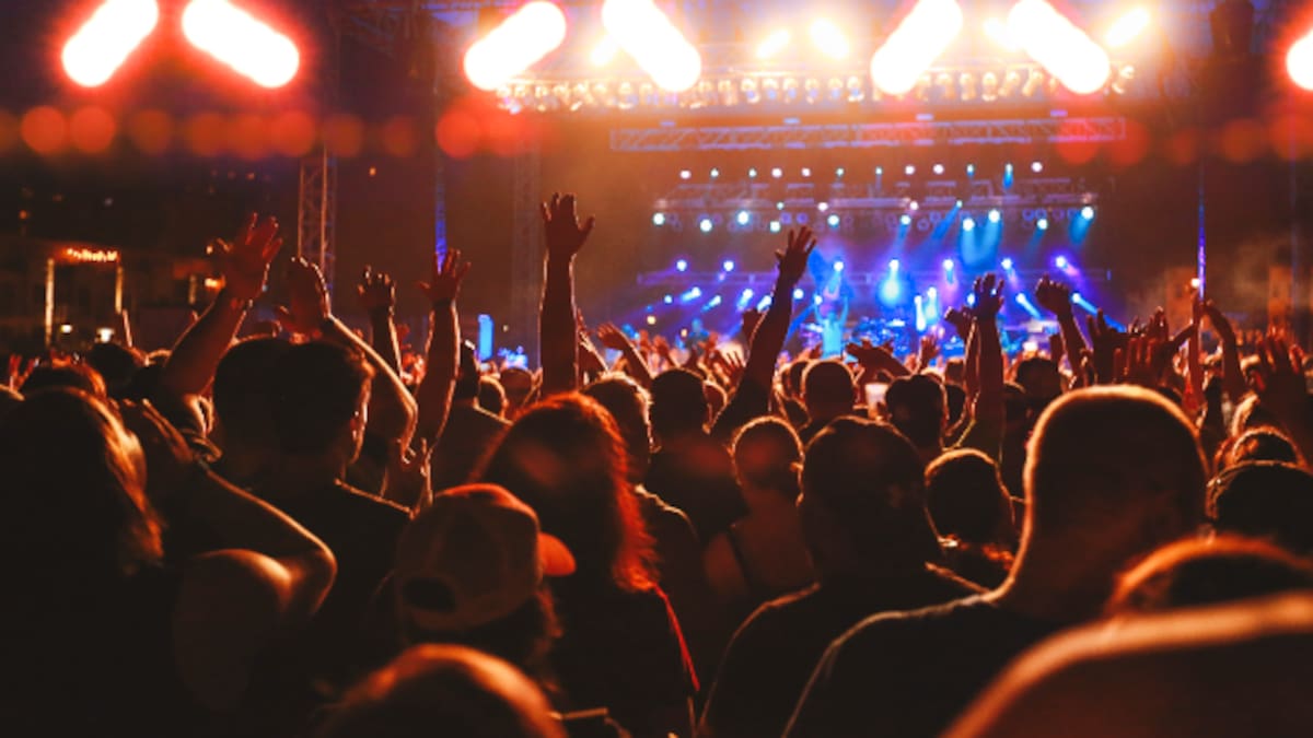 La Tertulia de Cómicos | Microfestivales y Kepeneks para Navidad