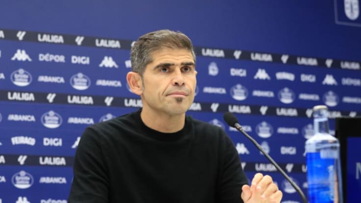 El entrenador del Deportivo de La Coruña, cansado de los insultos: "Alguien tendrá que levantar la voz y decir basta"