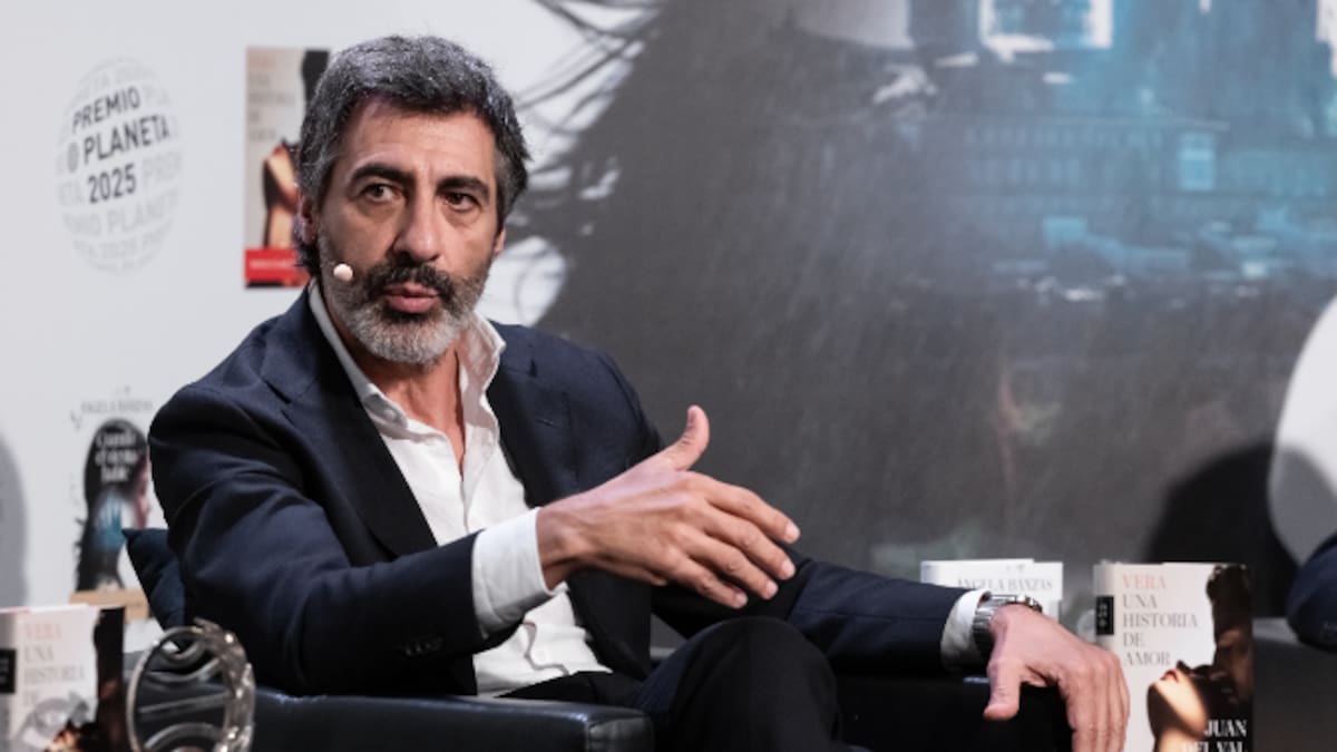 Juan del Val: "Cuando veo lo que han intentado matar a la novela y matarme a mí y lo mal que les ha salido, si pienso 'os jodéis'"