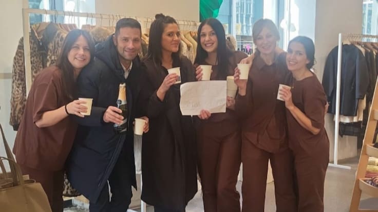 La Lotería de Navidad sonríe en la tienda de Bimba y Lola de A Coruña