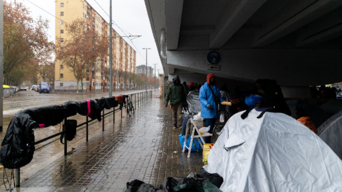 La portavoz de Cáritas, sobre el desalojo de Badalona: "Dudo que se pueda acabar acogiendo a las 400 personas del B9"