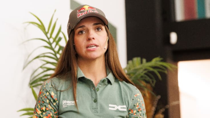 Cristina Gutiérrez, ante su décimo Dakar: "Siempre lo comparo con la vida, tienes que pensar en salir adelante el día siguiente"