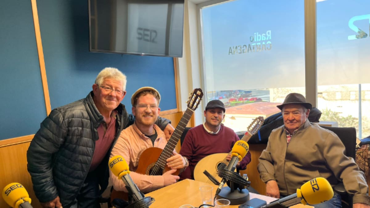 Entrevista y Aguilando de la Cuadrilla de Las Balsicas en Radio Cartagena