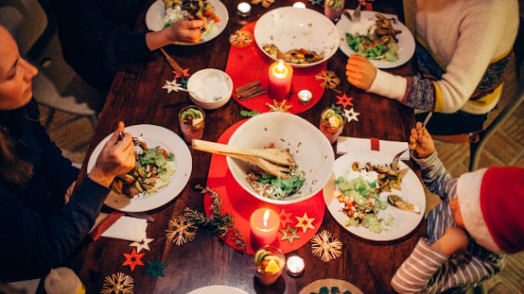 Las excesivas comidas navideñas: los españoles tiran 31 euros en comida por persona en estas fechas