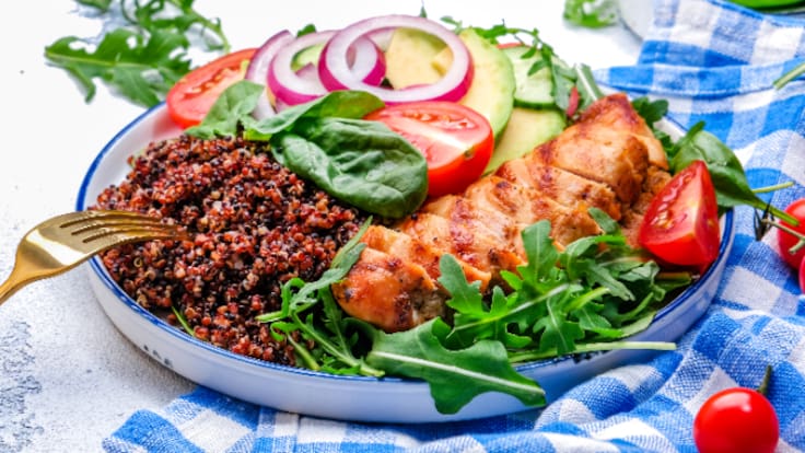 ¿Te has pasado en Nochebuena? La regla 50-25-25 para recuperarte de los excesos navideños