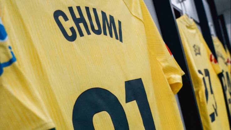 Con la camiseta amarilla el Almería no gana partidos.